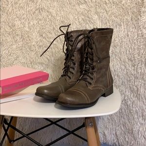 Steve Madden 5 Ankle Boots Lace-Up